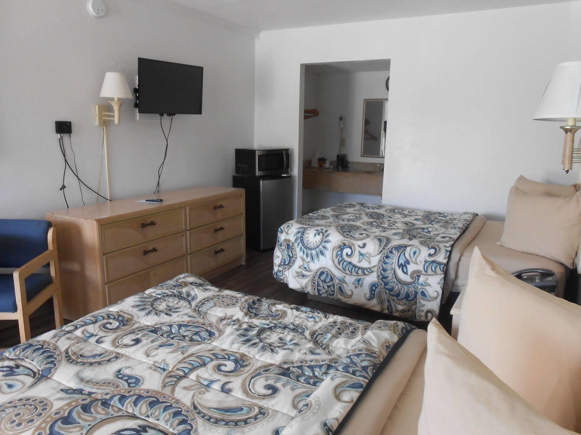 Executive Garden Titusville Hotel מראה חיצוני תמונה