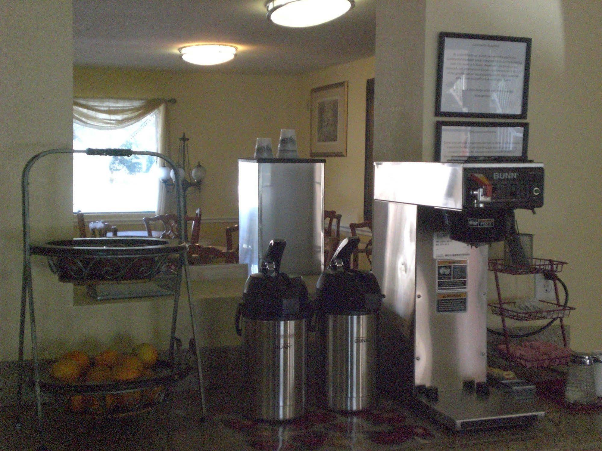 Executive Garden Titusville Hotel מראה חיצוני תמונה